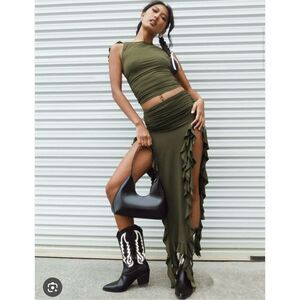 RENDEZVOUS TOP AND MAXI SKIRT SET - OLIVE